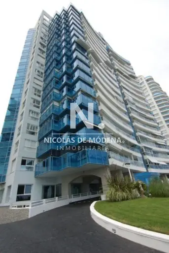 Hermoso departamento en venta en Beverly Tower plata unificda.