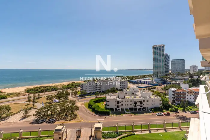 Departamento de 2 dormitorios en venta en Torre Le Jardin