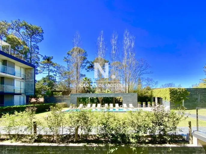 En venta a metros del mar, apartamento de 2 dormitorios en Mansa, Punta del Este