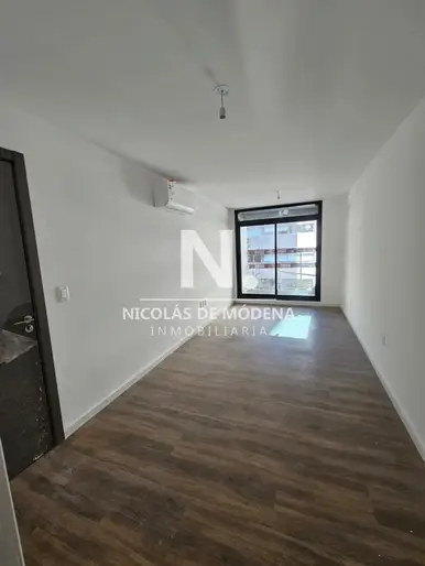 Apartamento En venta 1 Dormitorio Con Renta y gran terraza. Centro - Montevideo,Se vende Con Renta!