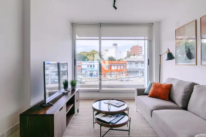 Venta Apto a Estrenar de 2 Dormitorio en Tres Cruces.Ideal Para vivienda e Inversion!