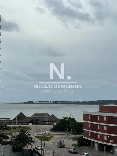 Apartamento en Venta de 2 dormitorios en Playa Mansa , Punta del este