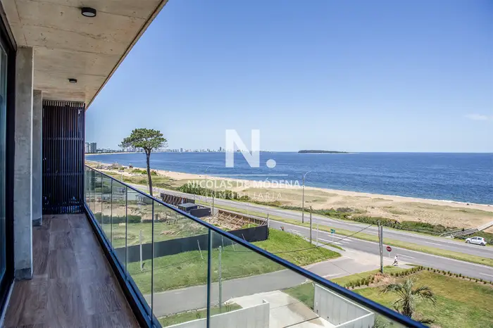 APARTAMENTO EN ALQUILER EN PLAYA MANSA, 2 DORMITORIOS, EDIFICIO MANSA BAY, FRENTE AL MAR