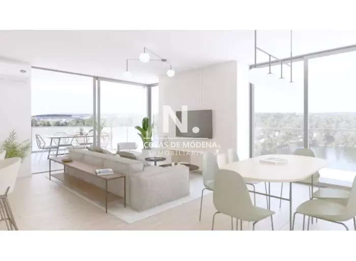 Oportunidad: Apartamento de 3 Dormitorios Con Vista al lago en Carrasco,Canelones