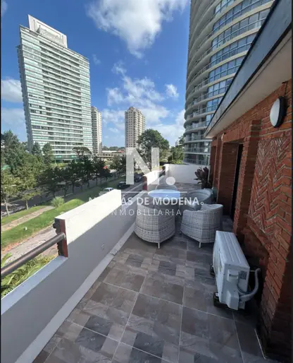 Vende apartamento de 3 dormitorios en Roosevelt, Punta del Este