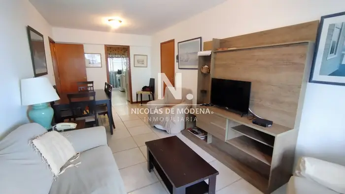 Apartamento en venta de Península - Punta del Este de 3 dormitorios con vista al mar