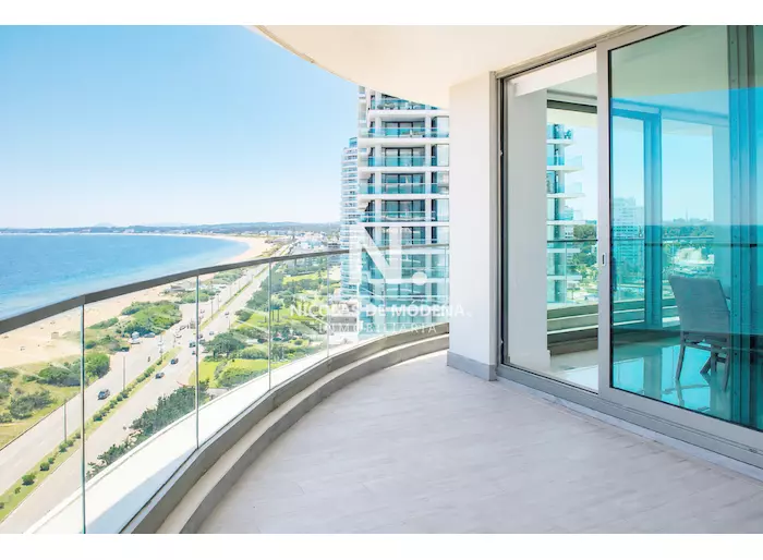 Espectacular departamento en torre premium frente al mar en venta - UNIDAD REVENTA