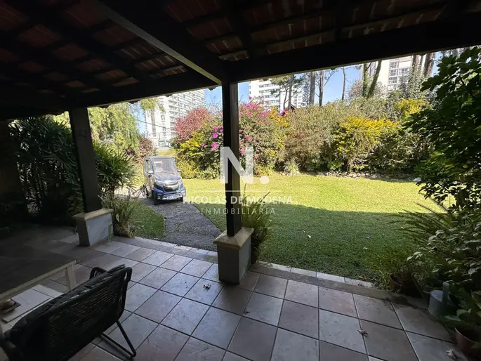 Alquiler Anual Casa de 4 Dormitorios en Punta del Este