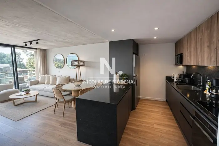 Departamento de 2 dorm en venta en Torres del Este, excelente ubicacion