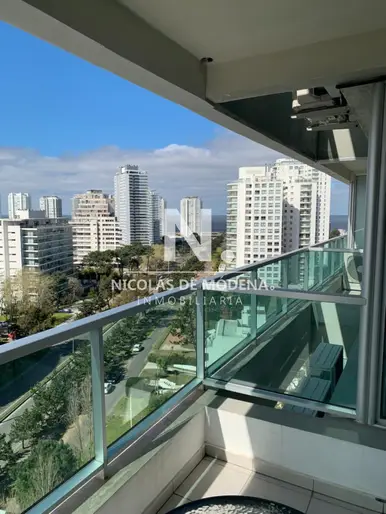 Alquila apartamento de 1 dormitorio en Punta del Este.
