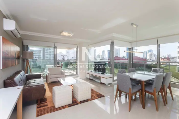 Hermoso Departamento de 2 dormitorios en venta en Torre Imperiale.