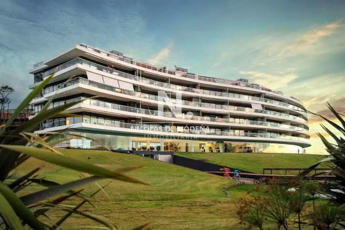 Venta de Apartamento de 3 dormitorios en Playa Mansa