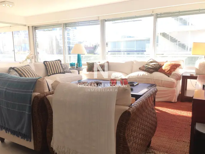 Departamento de 3 dormitorios en Tiburón I, Punta del Este