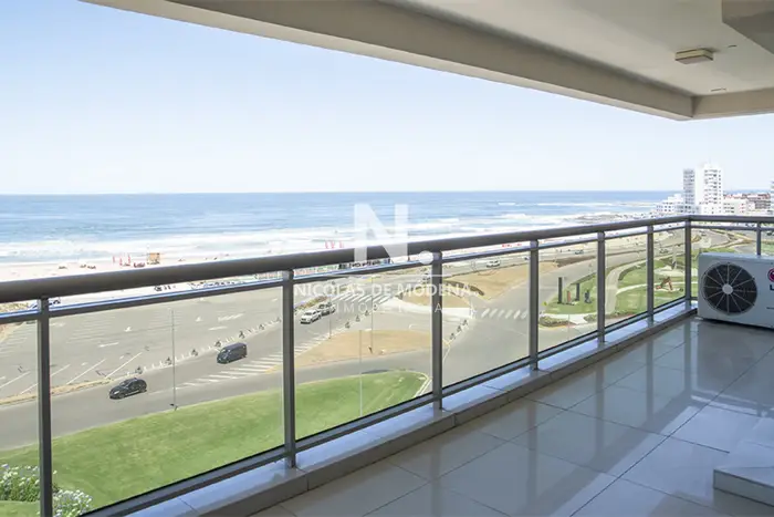 Apartamento en Playa Brava - Torre Imperiale
