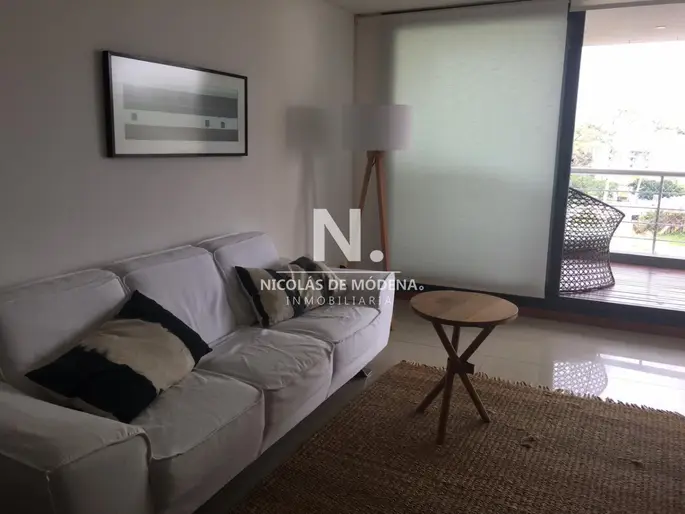 Apartamento en Venta de 2 dormitorios a cuadras del mar , Punta del este