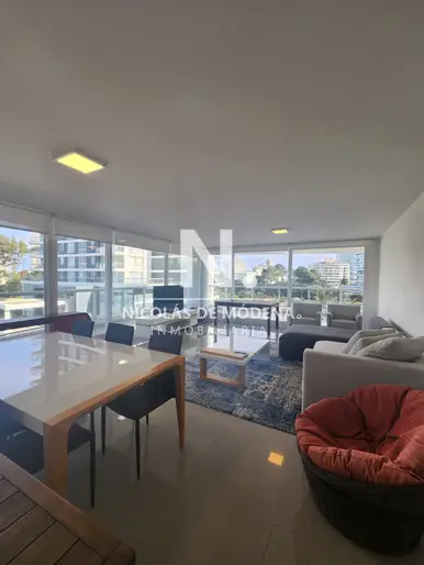Apartamento de 4 dormitoios en venta, Roosevelt - Punta del Este