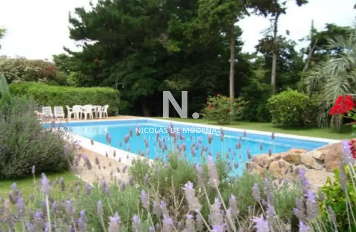 Hermosa casa en venta zona del Golf.