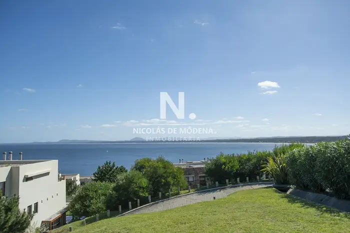 Departamento en venta de 1 dormitorio con agradable vista.