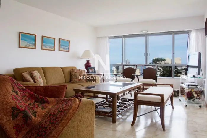 Apartamento en venta de 3 dormitorios Punta Del Este