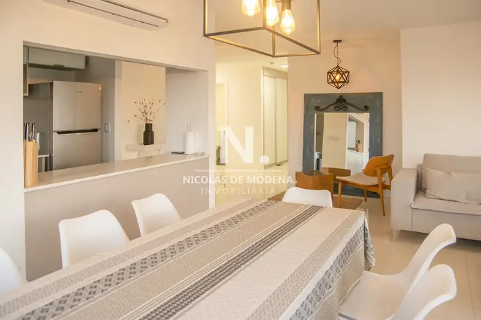 Apartamento en Alquiler de 3 dormitorios en Edificio Artower , Punta del este
