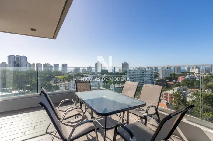 En Alquiler apartamento de 3 dormitorios en Aidy Grill