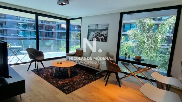 Apto en VENTA de 1 Dormitorio en Puerto de Buceo, con Renta