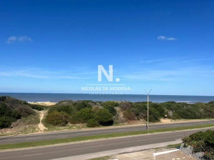 En venta apartamento en Rincon del Indio, Punta del Este de 2 dormitorios
