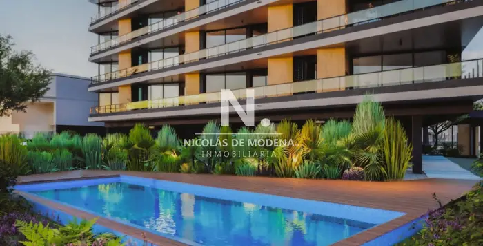 Venta Apartamento en Pozo de 3 Dormitorios,Primera lInea en Parque Carrasco!
