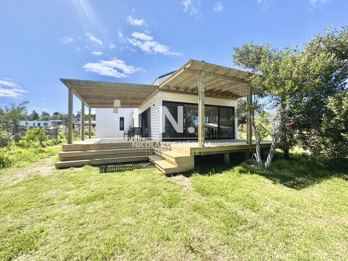 En venta casa de 3 dormitorios en el Tesoro, La Barra