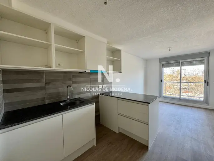 Apartamento 1 Dormitorio con Renta en Tres Cruces - Montevideo
