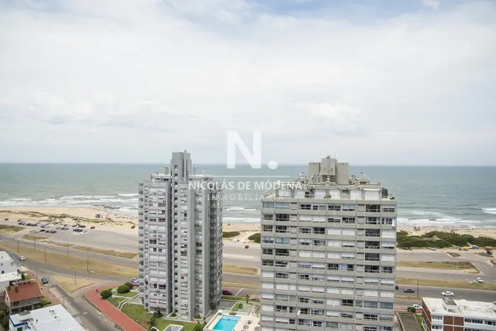 Departamento A ESTRENAR  de 2 dormitorios, piso alto, en venta.