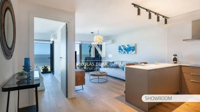 Venta Moderno Apartamento de 2 Dormitorios Frente a la rambla Malvin,Montevideo