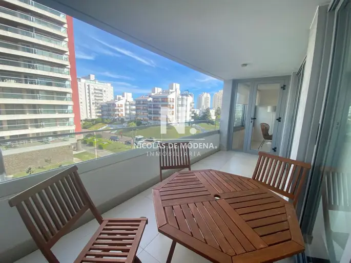 Apartamento en venta en Torre Esmeralda