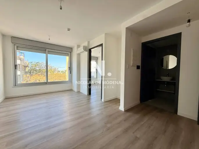 Venta Apartamento de 1 Dormitorio A Pasos del Wtc en Pocitos Nuevo,Montevideo.