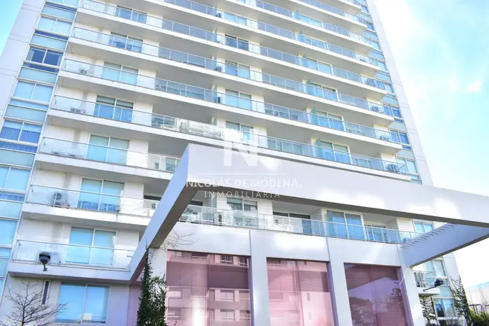 Apartamento en venta de  2 dormitorios en torre con diseño vanguardista