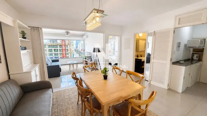 En venta apartamento de 1 dormitorio en Punta del Este, con vista al mar