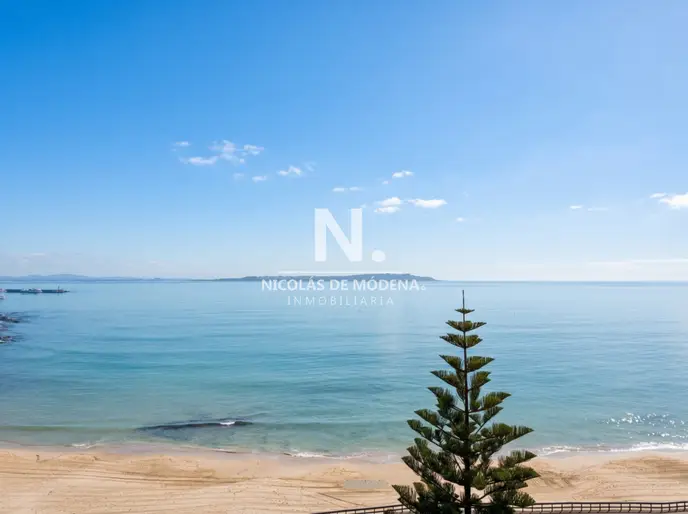 Venta de Apartamento de 3 Dormitorios en Edificio Malecón - Playa Mansa, Punta del Este