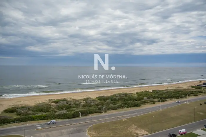 Apartamento Frente al Mar en Brava - Punta del Este - Torre Premium