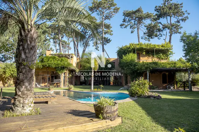 Hermosa casa en barrio privado