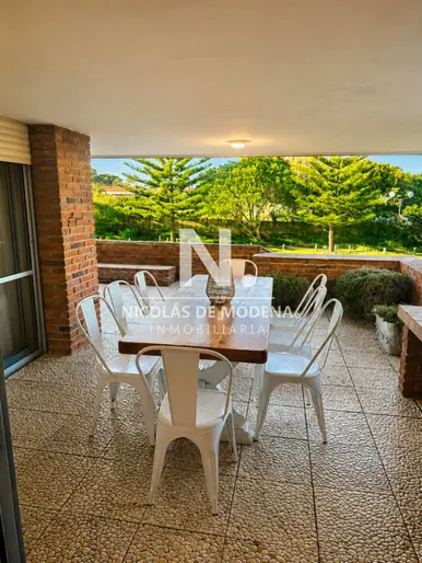 Apartamento en venta en Rincón del Indio - Edificio Casa del Mar, Punta del Este