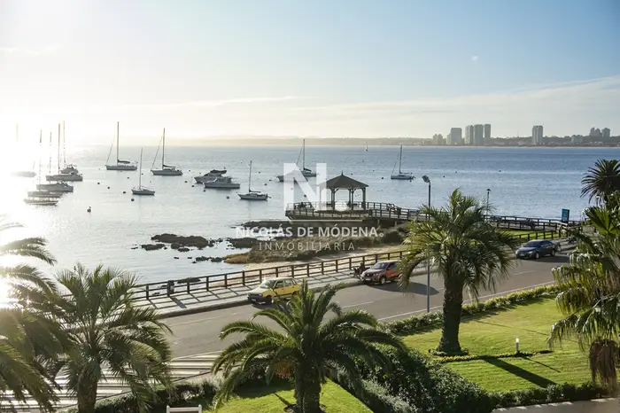Departamento en venta en el edificio New Port.