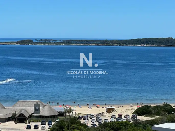 Apartamento en venta de 3 dormitorios en Edificio Miami Boulevard , Punta del este