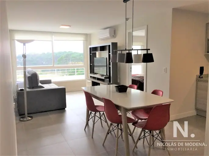 Apartamento de 1 dormitorio en Parada 12 de Av. Roosevelt, Punta del Este