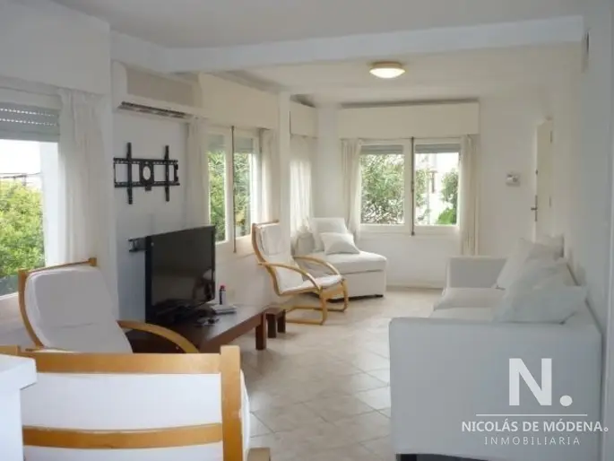 Casa en La Barra de 3 dormitorios a metros del mar