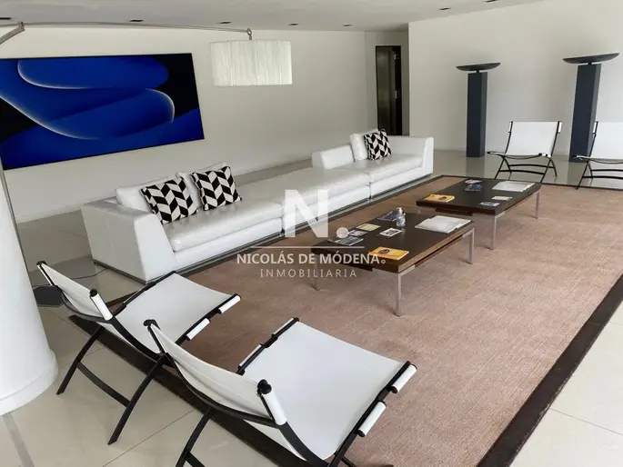 Apartamento en venta de 2 dormitorios a pasos del mar en Brava - Punta del Este