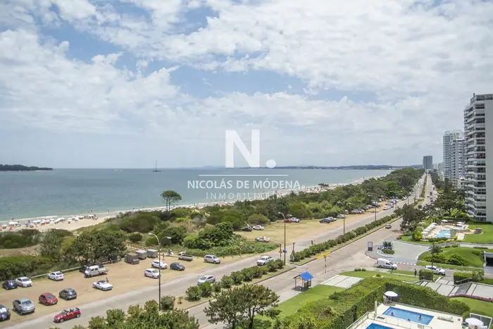 Torre emblematica frente al mar, 2 dormitorios en venta