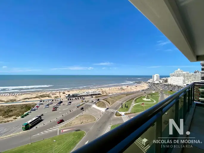 Torre Imperiale Punta Del Este 4 dormitorios, oportunidad