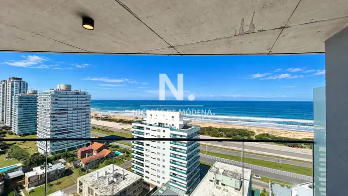 Apartamento en alquiler - Punta del Este, a pasos del mar