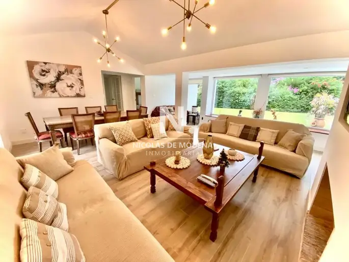 Casa en Venta de 4 dormitorios en Playa Mansa , Punta del este , Maldonado
