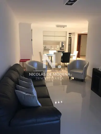 Vende apartamento de 2 dormitorios en miami boulevard II, Punta del Este